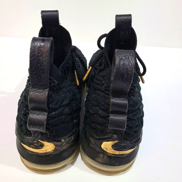 Youth Nike LeBron 15 size 4.5 youth metallic gold black - Picture 2 of 8